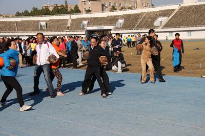 趣味运动会  教师展风采